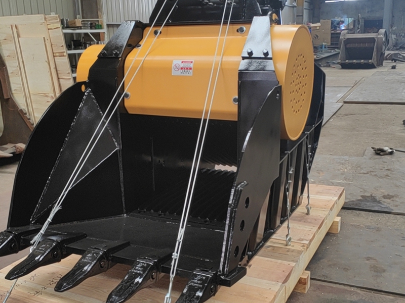 Crusher Bucket